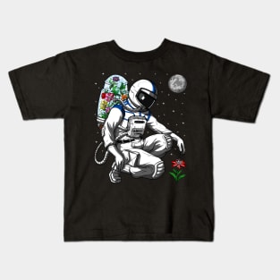 Astronaut Environmentalist Kids T-Shirt